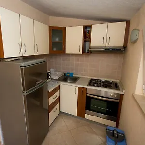 ellenőrizze a rendelkezésre állást